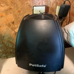 PetSafe Stay & Play Wireless Fence for Stubborn Dogs